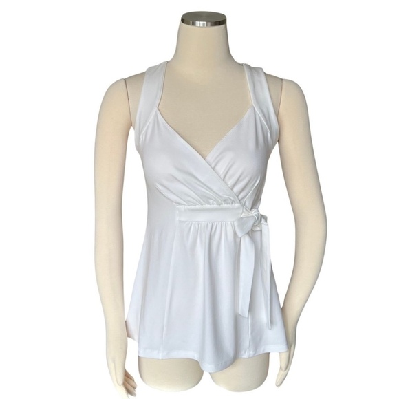 Arden B White V-Neck Sleeveless Faux Wrap Top Size Large NWOT - Picture 8 of 9